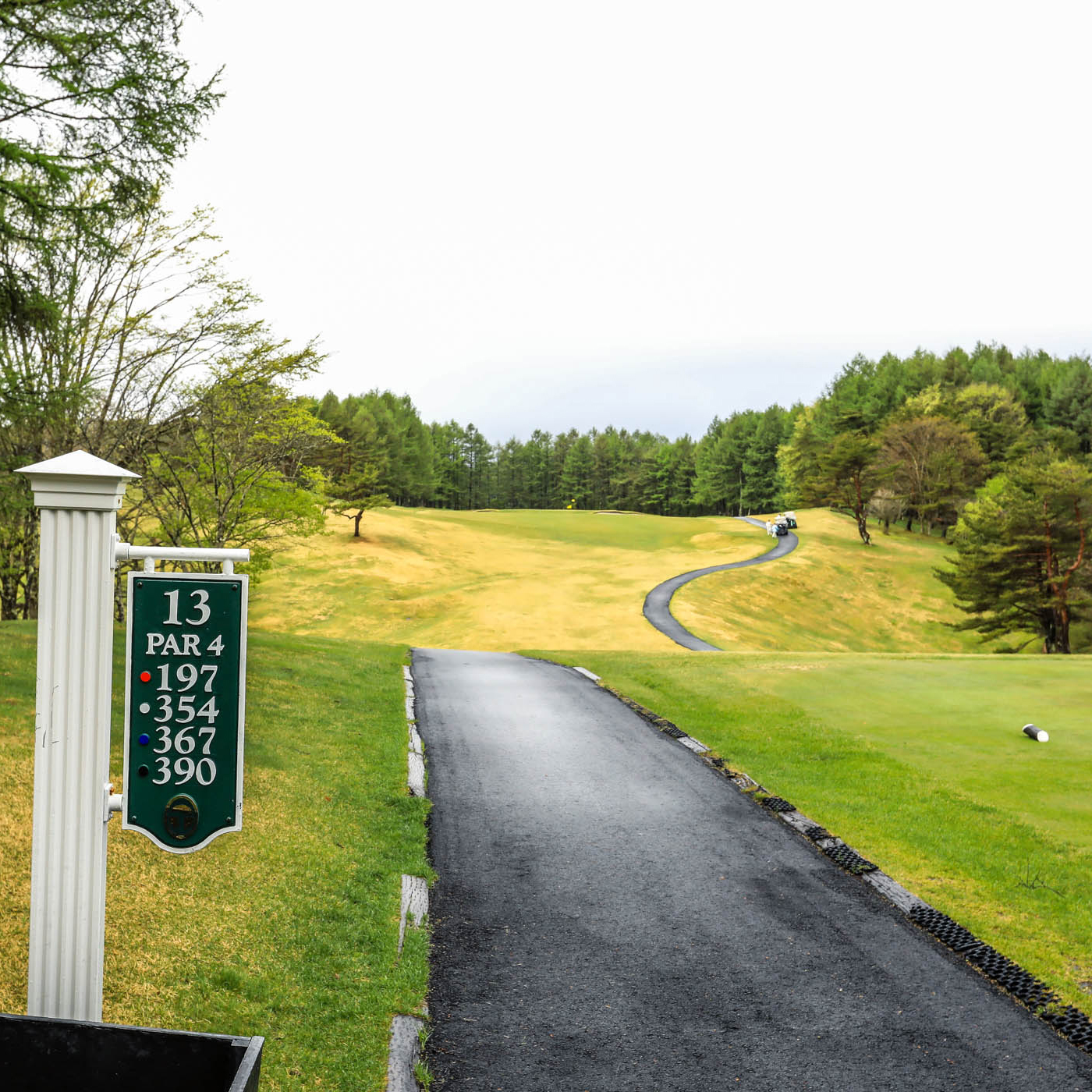 Asama No.13 Hole / 390Y Par4